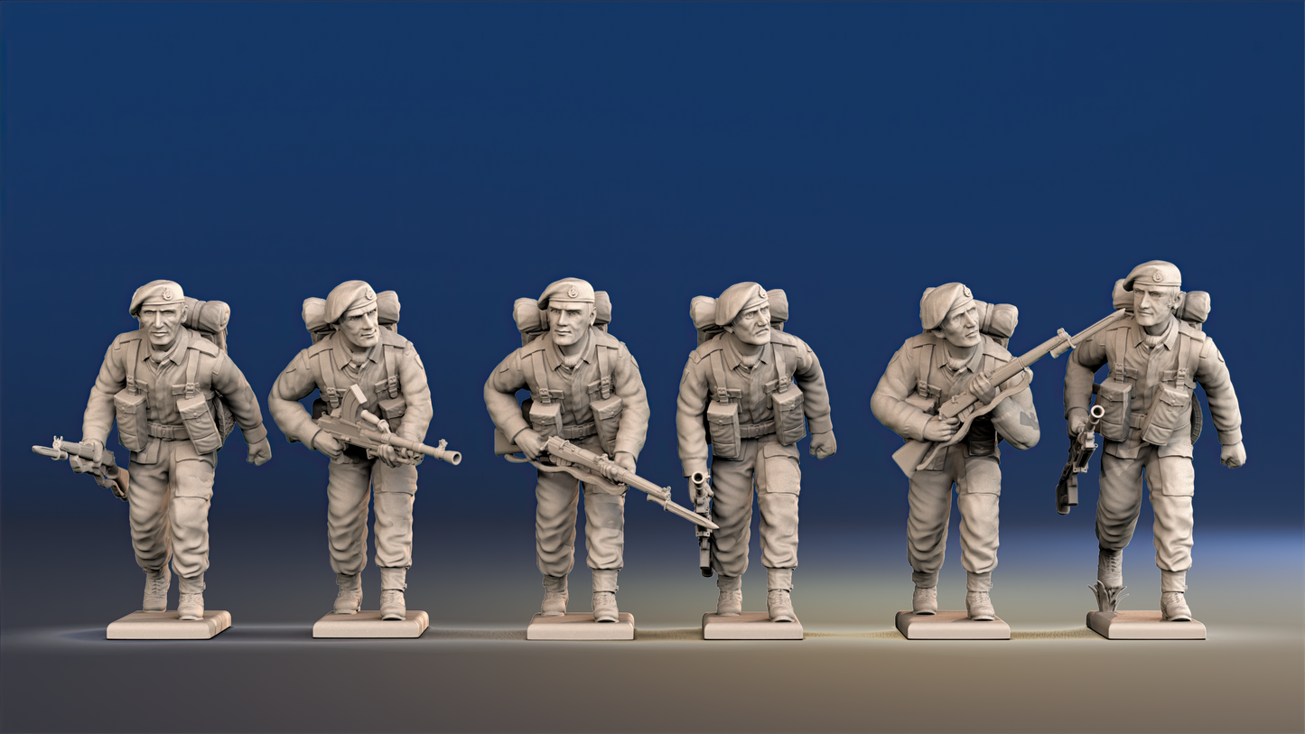 British Royal Marine Commando Green Beret Brengun Advancing