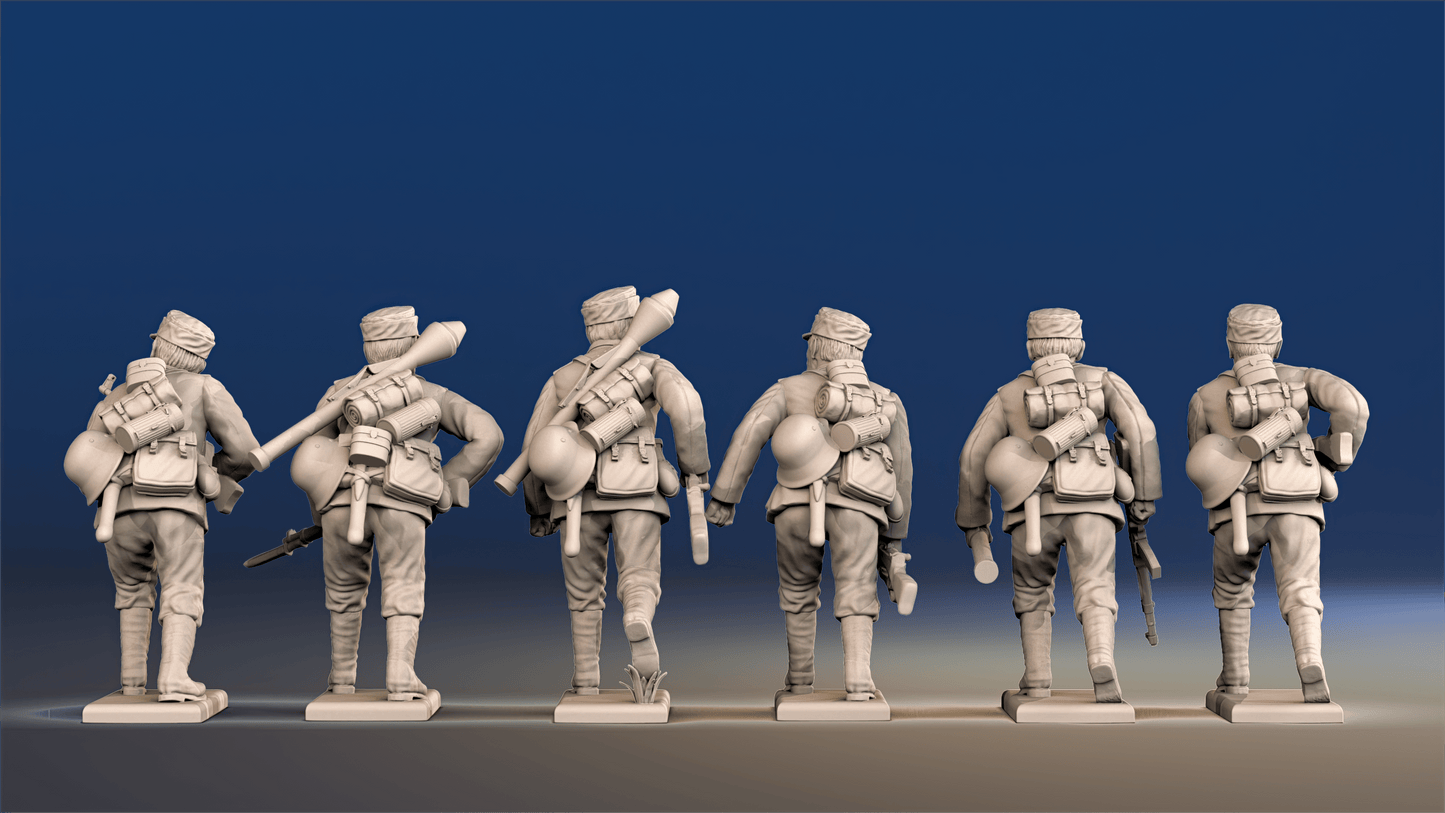 WW2 German Infantry - Advancing, Field Caps