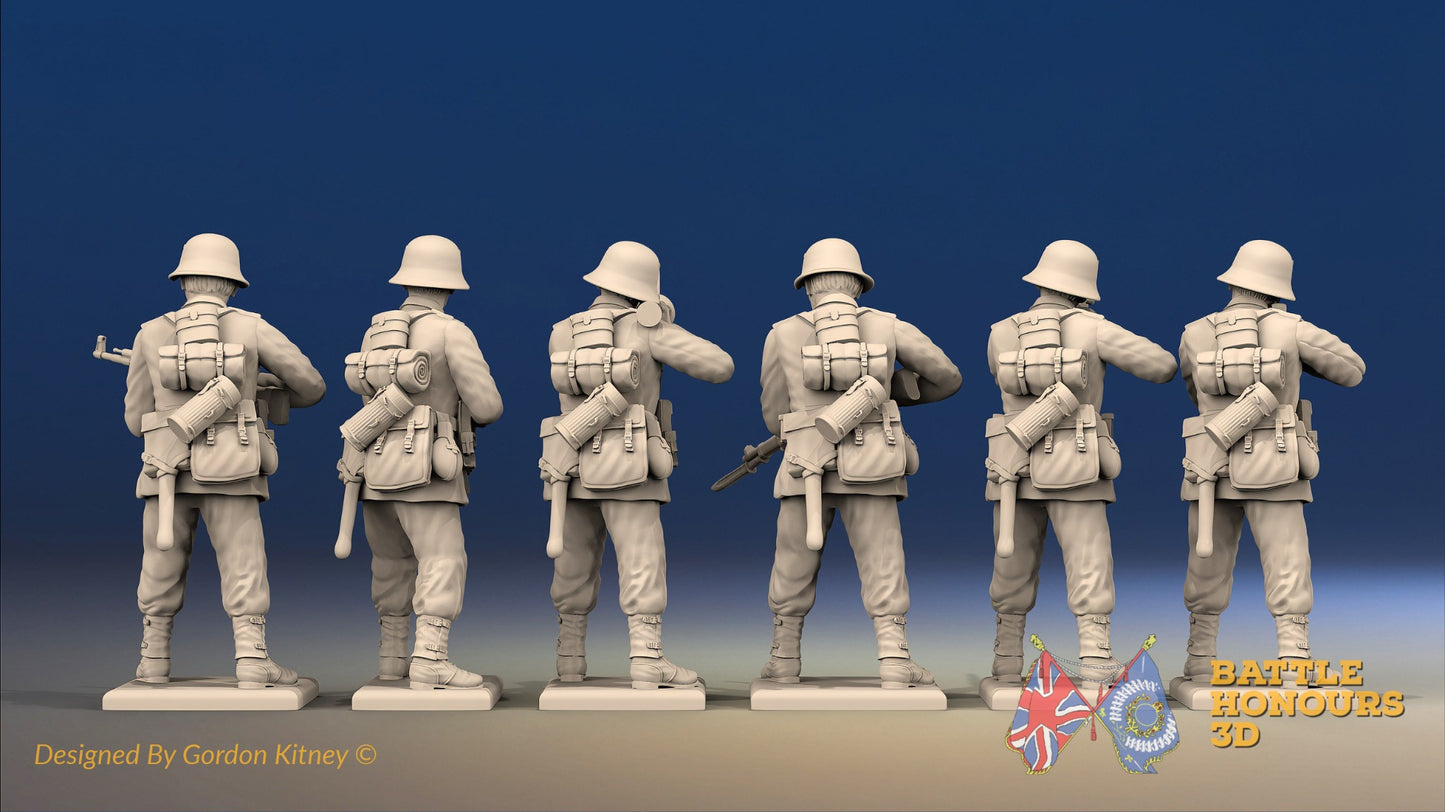 WW2 German Infantry Gaiters Helmet Firing miniature figures rear view