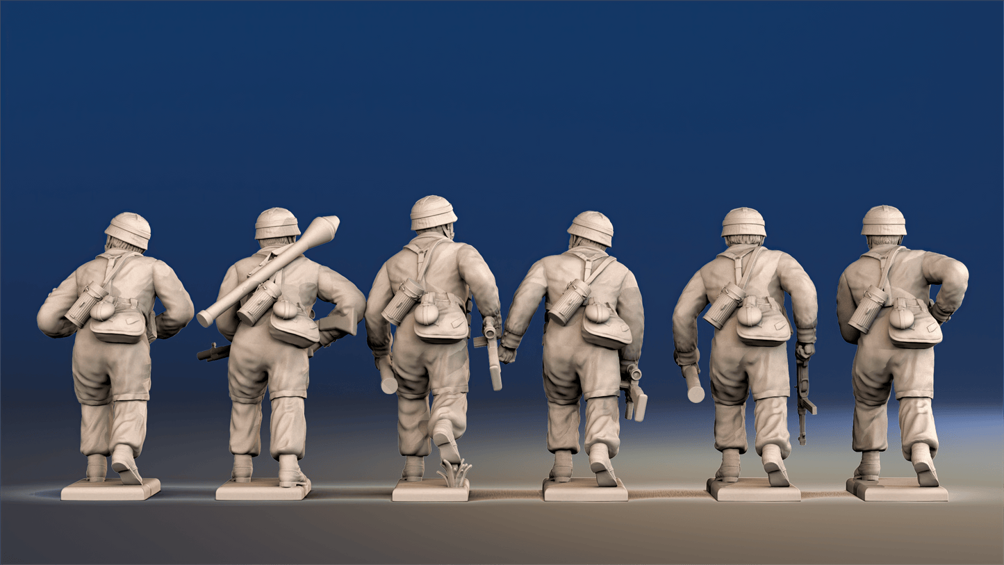 WW2 German Fallschirmjäger - Advancing, Covered Paratrooper Helmets