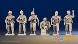 WW2 British Commando command figures in cap comforters, front view