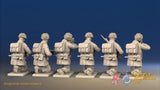WW2 British Paratroopers Helmet Kneeling miniature figures rear view