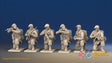 WW2 British Paratroopers Red Beret Kneeling miniature figures front view