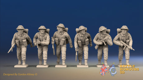 WW2 Canadian Battledress Advancing miniature figures front view