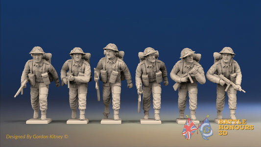 Canadian Battledress Advancing miniature figures front view