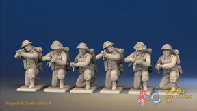 WW2 Canadian Battledress Kneeling miniature figures front view