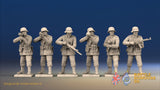 WW2 German Infantry Gaiters Helmet Firing miniature figures front view