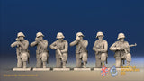 WW2 German Infantry Gaiters Helmet Kneeling miniature figures front view