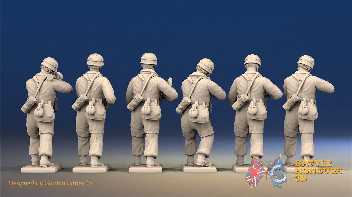 WW2 German Airborne Covered Helmet Firing miniature figures rear view