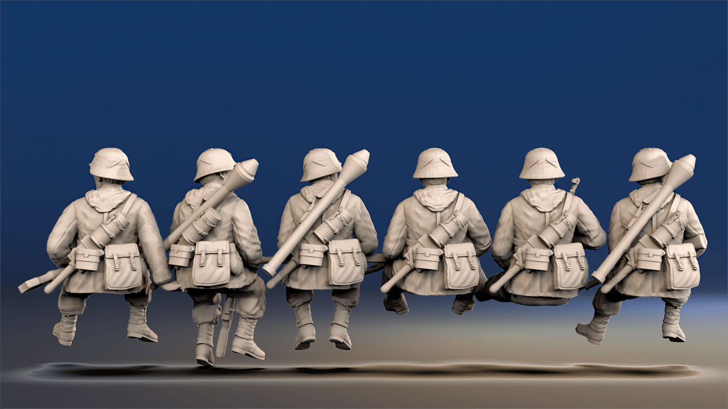WW2 German Waffen-SS - Tank Riders, Covered Helmets and Gaiters