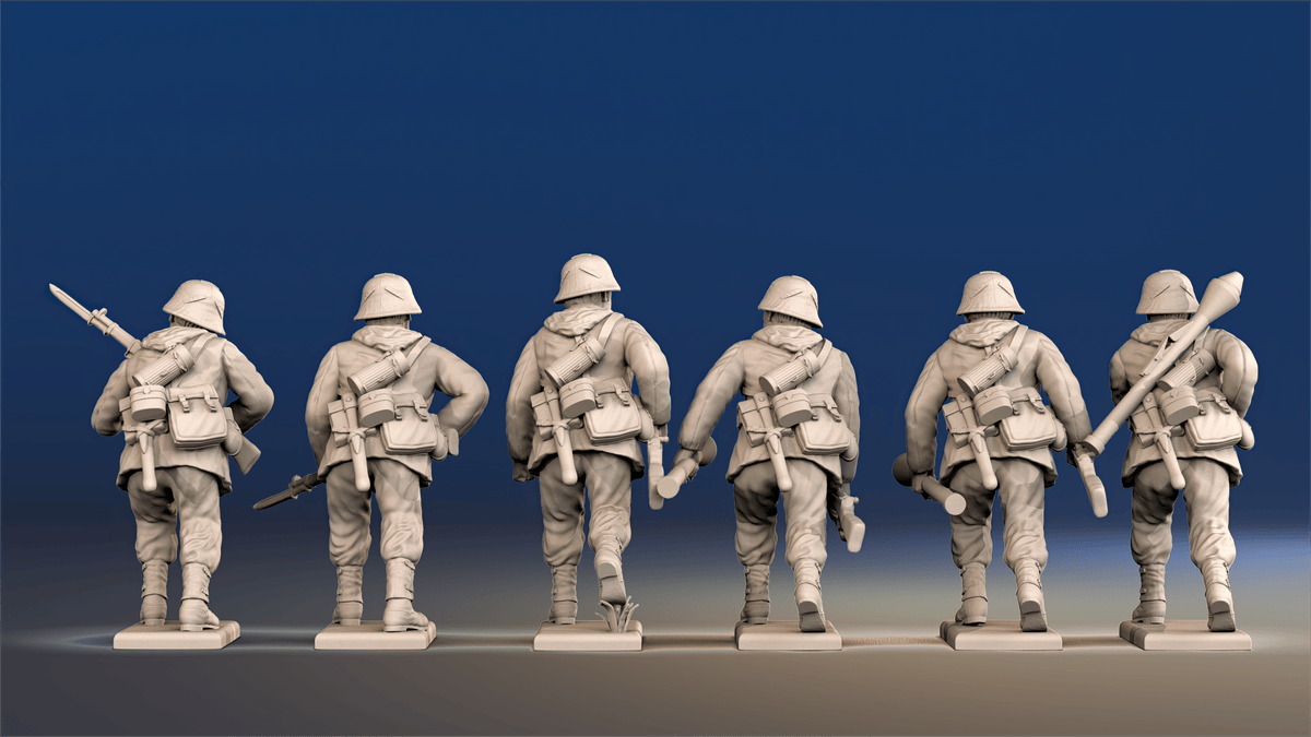 WW2 German Panzergrenadiers - Advancing, Smocks, Helmets and Gaiters