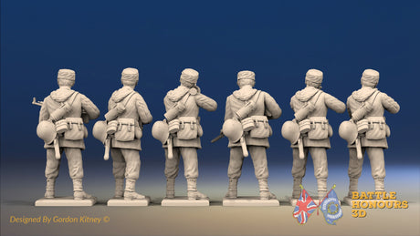 WW2 German Smock Gaiters Field Cap Firing miniature figures rear view