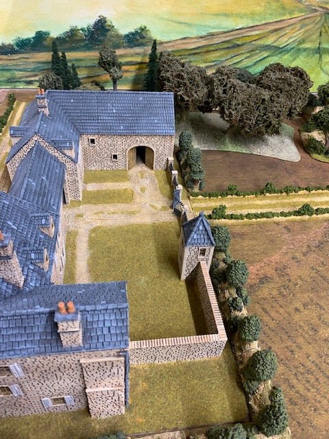 Painted Brecourt Manor terrain by Howard Greenwood