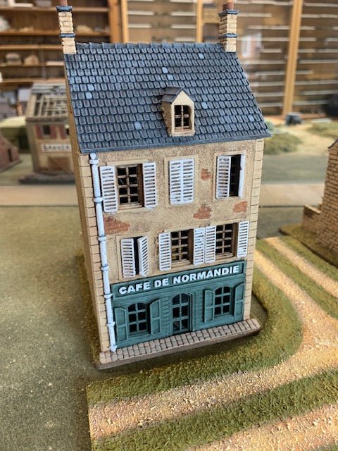 Cafe De Normandie WW2 Normandy building terrain model customer photo view 2