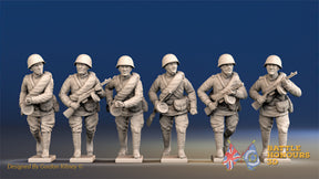 Russian summer advancing helmet machine gun team view 1