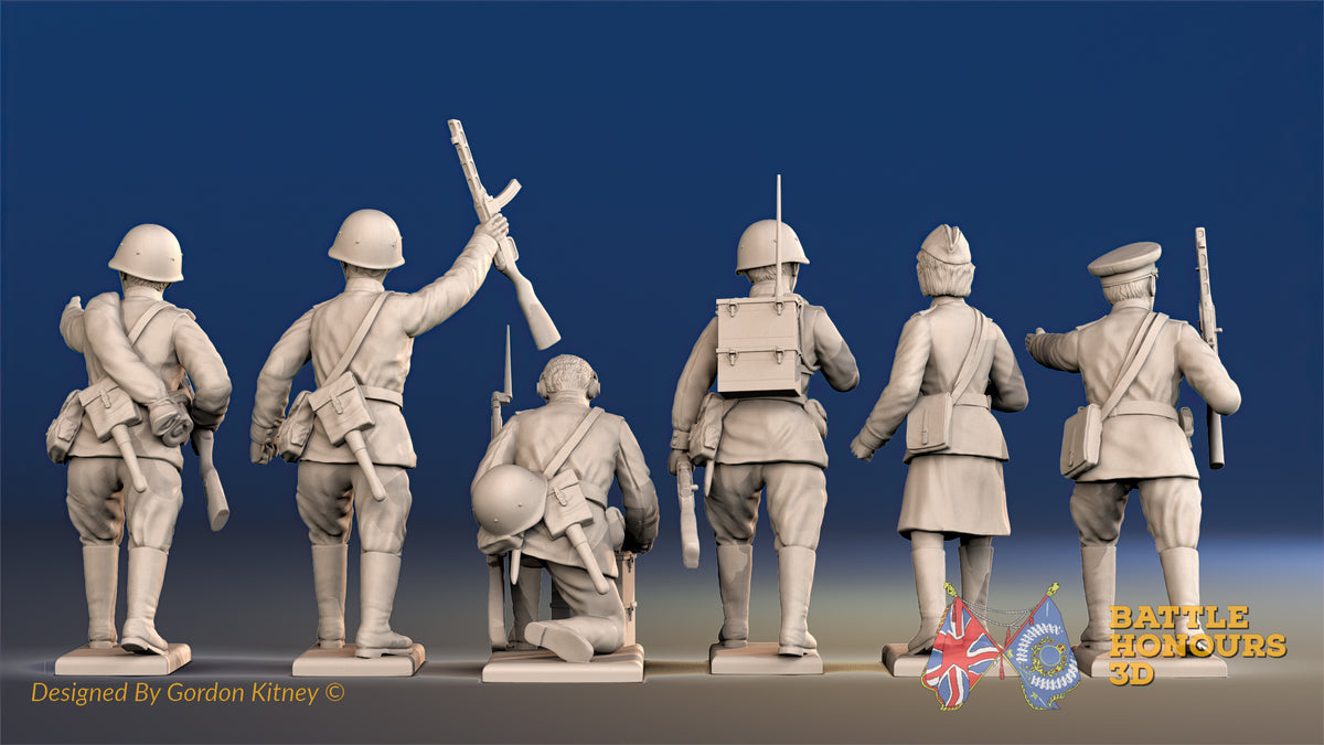 Russian summer command miniature figures view 2