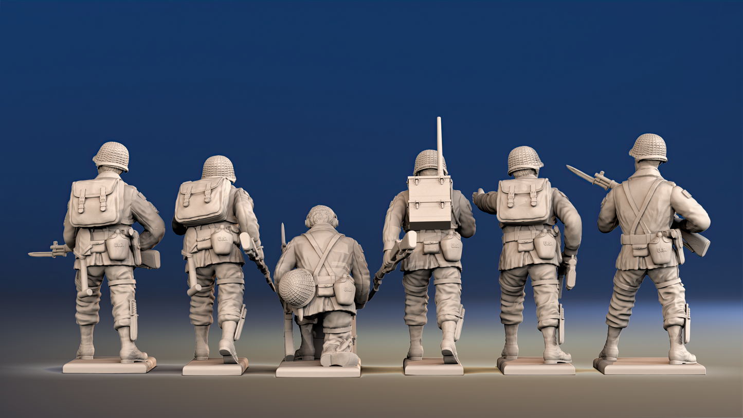 US Paratroopers Without Field Dressing Command