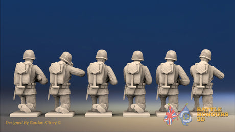 WW2 US Infantry Kneeling miniature figures rear view