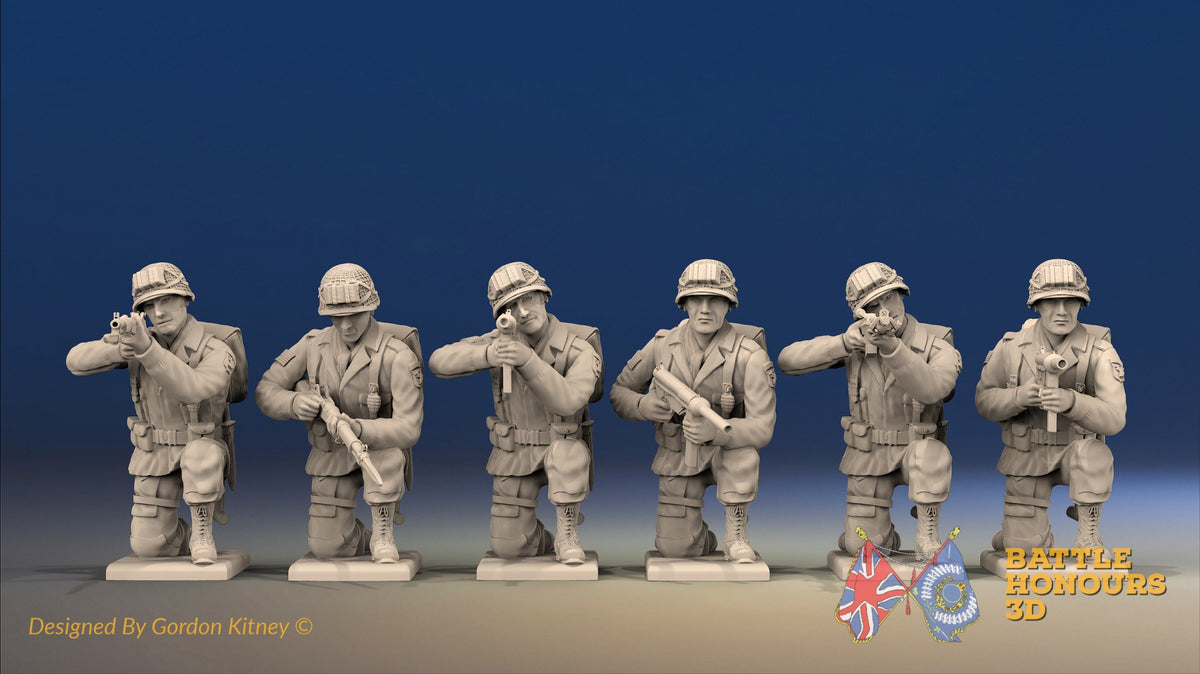 WW2 US Paratroopers Kneeling miniature figures front view