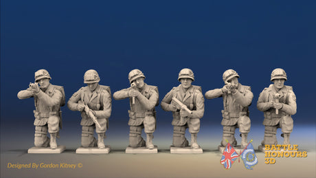WW2 US Paratroopers Kneeling miniature figures front view