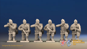 WW2 US Paratroopers Mohawk Kneeling miniature figures front view