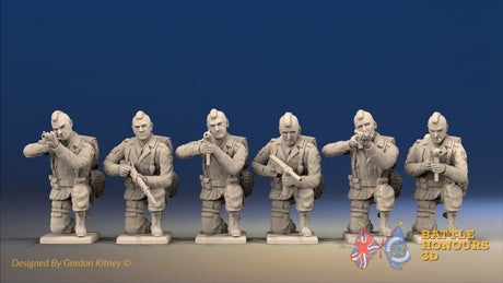 WW2 US Paratroopers Mohawk Kneeling miniature figures front view