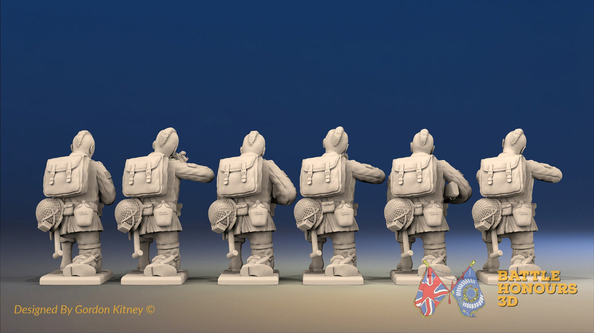 WW2 US Paratroopers Mohawk Kneeling miniature figures rear view