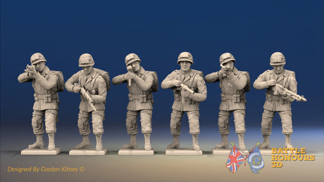 WW2 US Paratroopers Standing Firing miniature figures front view